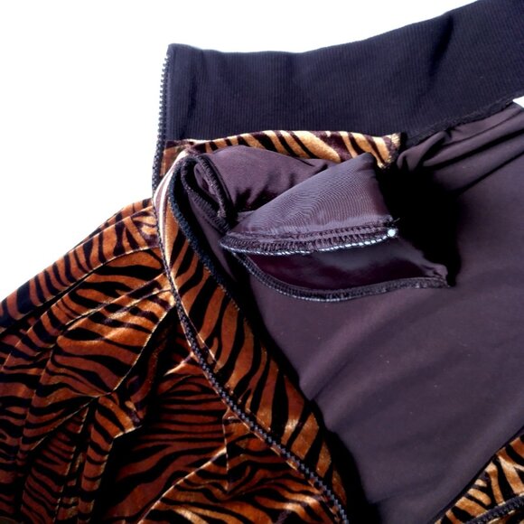 Susan Graver Sweatshirt Shirt XL Brown Velour Tiger Cat Animal Print Full Zip Up - Picture 11 of 12